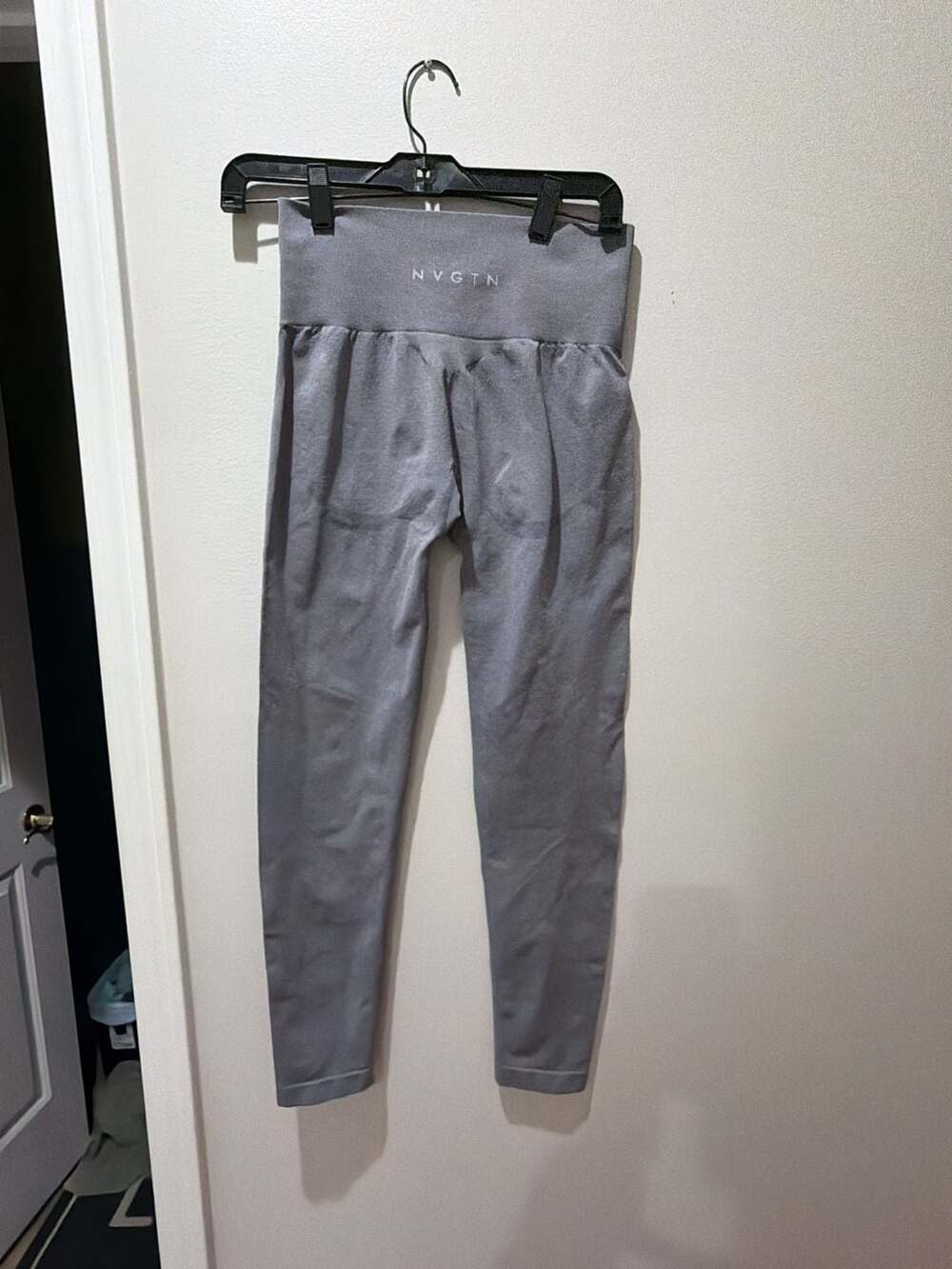 NVGTN Grey Seamless Leggings Size Medium